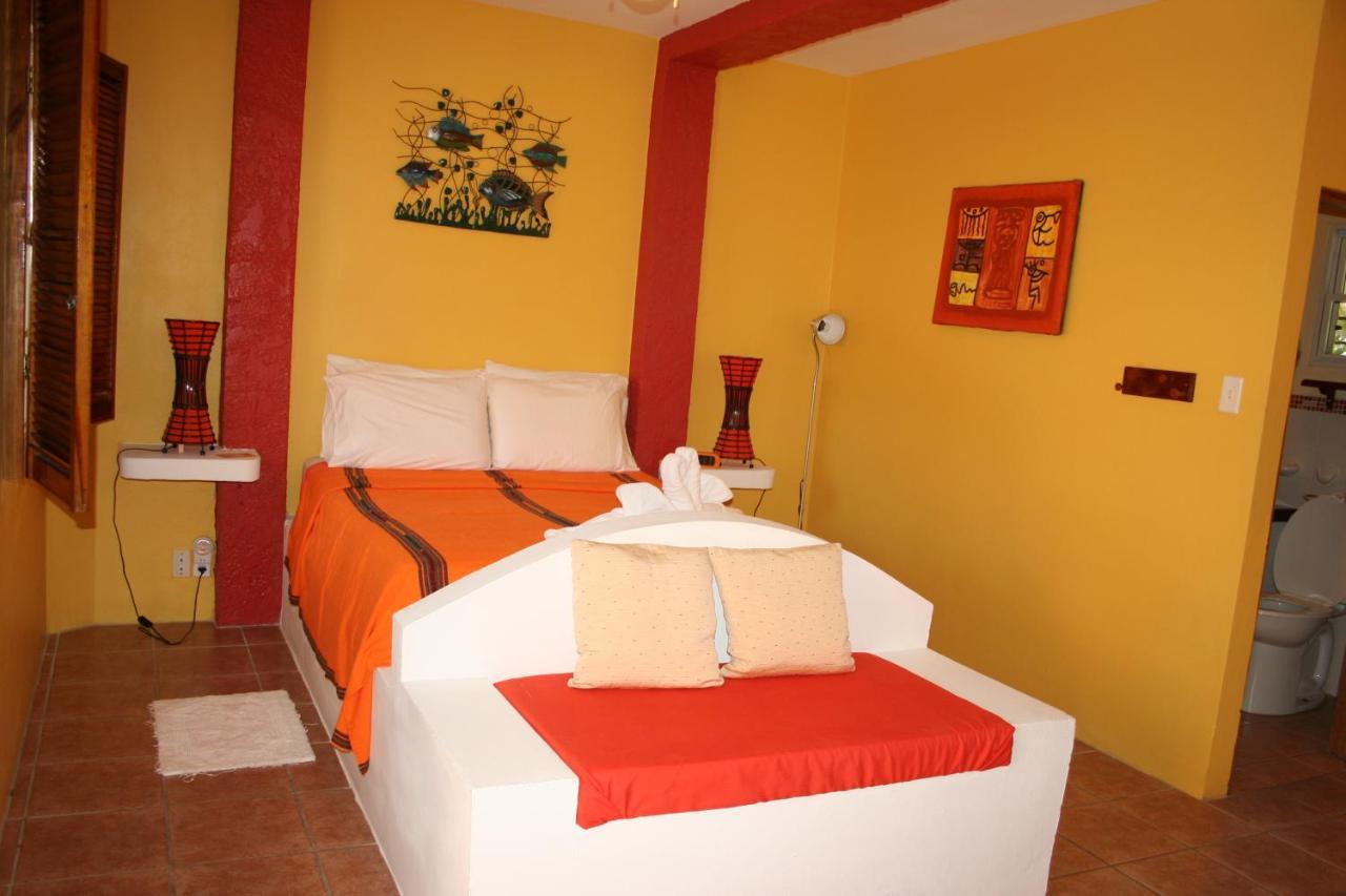 Seaside Cabanas Hotel Caye Corker Экстерьер фото