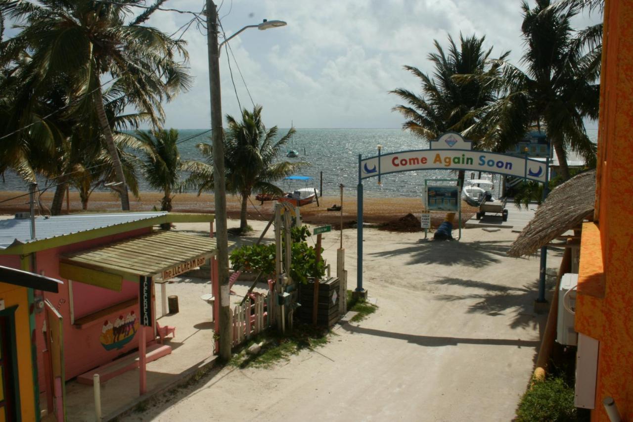 Seaside Cabanas Hotel Caye Corker Экстерьер фото